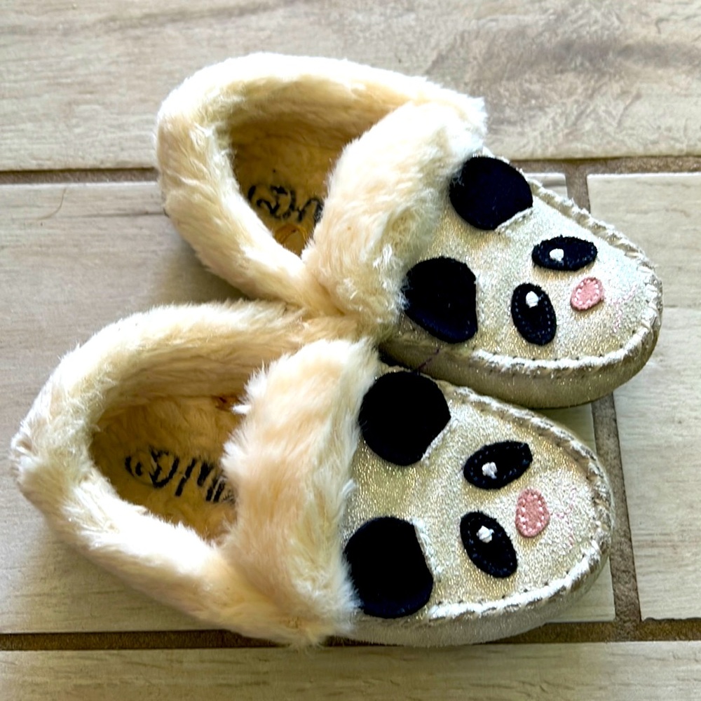 Mini Boden Panda Slippers